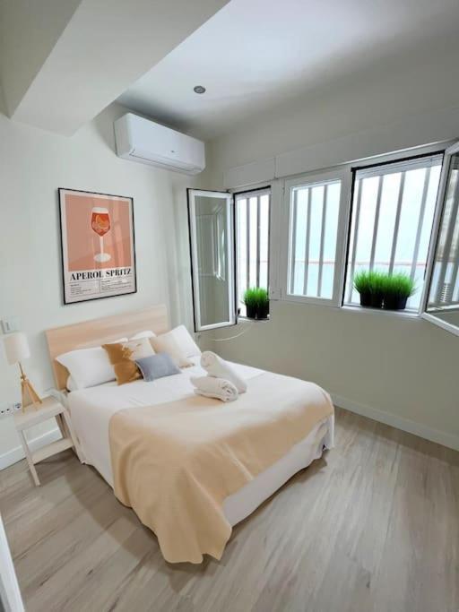 Cozy Apt 1Hab Para 4Pax En La Plaza De Chueca Madri Exterior foto